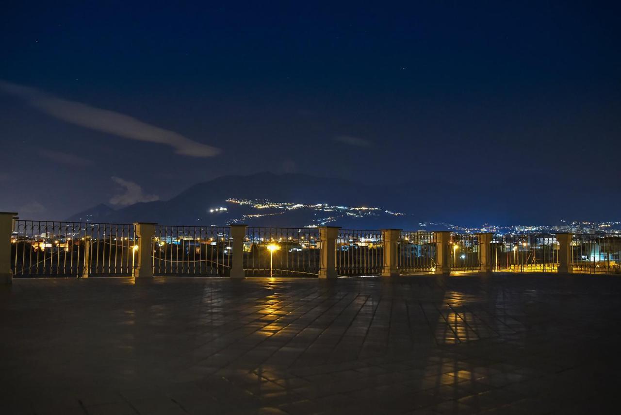 B&B Le Cycas Castellammare di Stabia Exterior foto