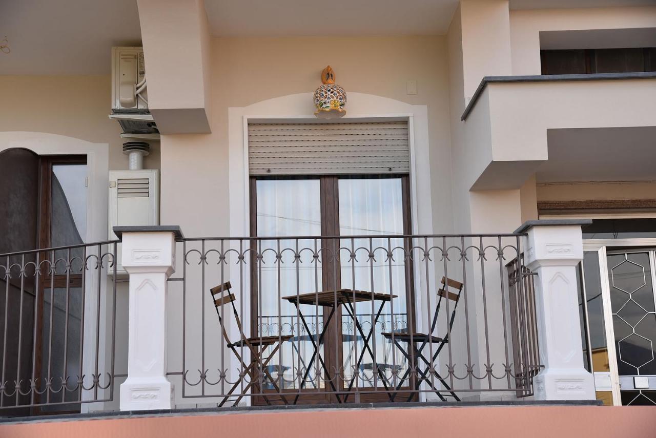 B&B Le Cycas Castellammare di Stabia Exterior foto
